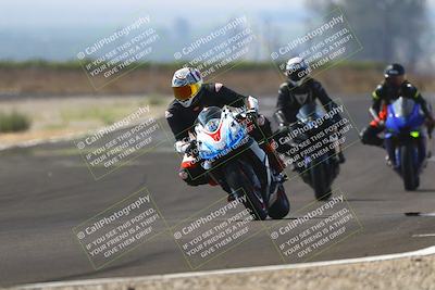 media/Sep-20-2025-TrackDaz (Sat) [[27f0cde673]]/B Group/220pm (Turn 9)/